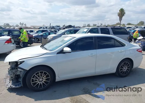 2015 Toyota Camry Se из США, поврежденный, VIN 4T1BF1FK9FU036806